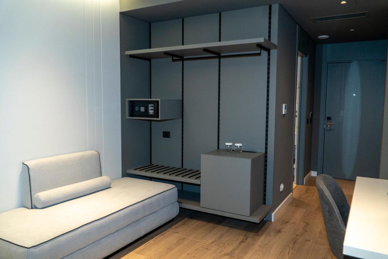 Center Hotel Sarandë Eksteriør bilde