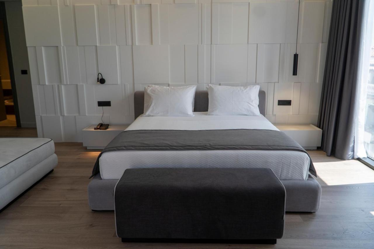 Center Hotel Sarandë Eksteriør bilde