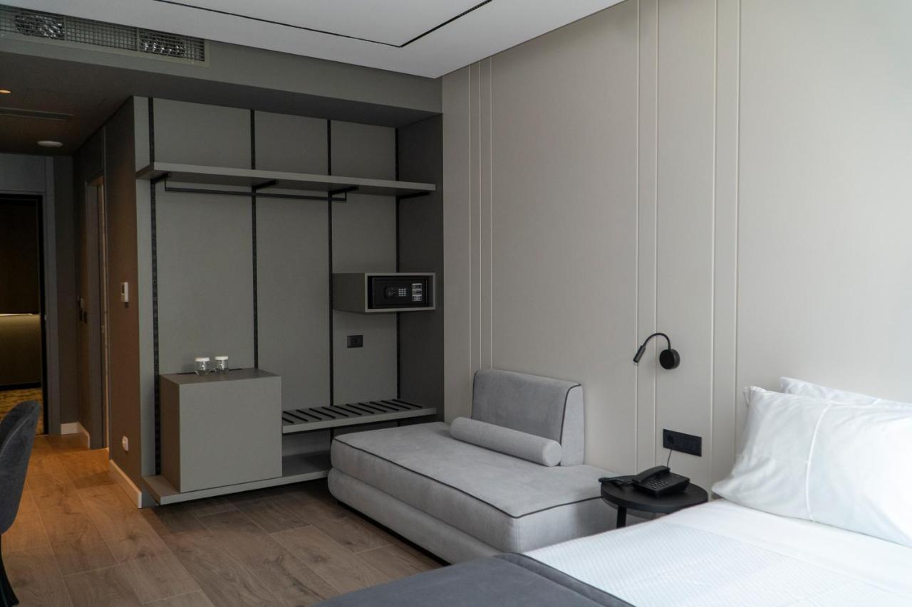 Center Hotel Sarandë Eksteriør bilde
